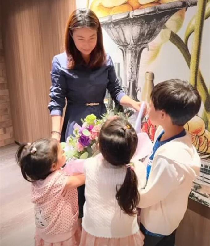 郭晶晶女儿最新动态，自然美景探索之旅